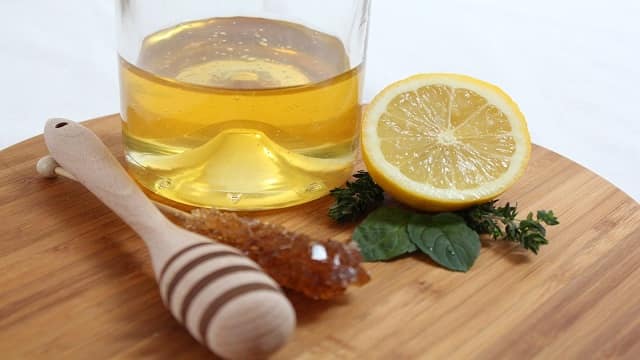 Lemon and Honey || home remedies for flu