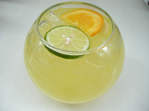 lemon juice cleanse the stomach