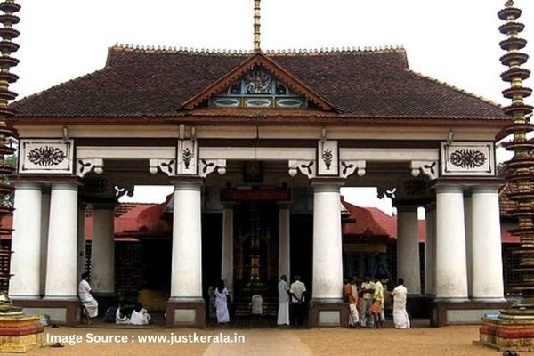 famous temples in kerala