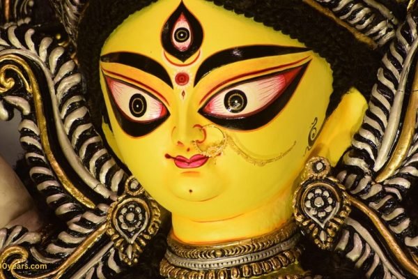 9 Colours Of Navratri Know Importance of Each Colour